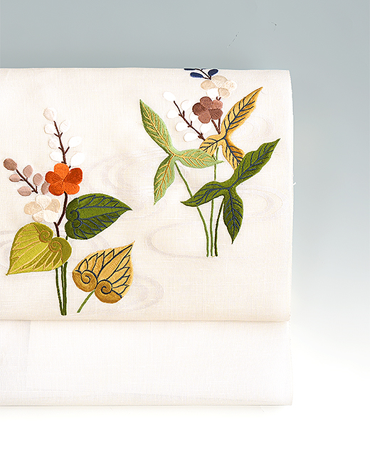 刺繍： 夏帯『葵に沢瀉と流水』